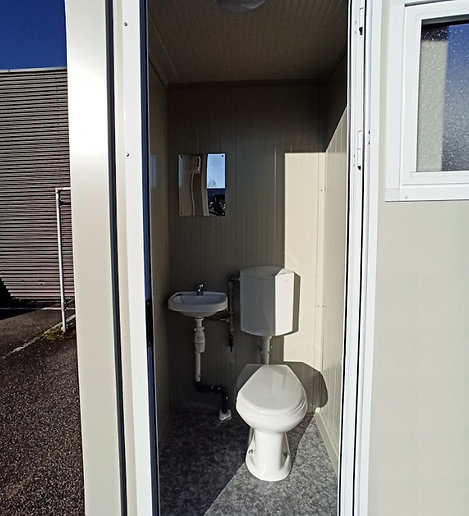 Nuevo contenedor sanitario S1 con WC y lavabo - Imagen 5